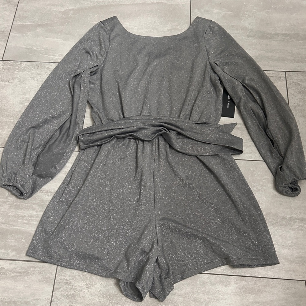 BCBG silver romper with belt size Small NWT